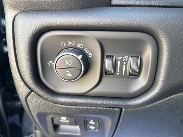 2026 Ram 1500 Big Horn/Lone Star - Forged Blue Metallic exterior view 18