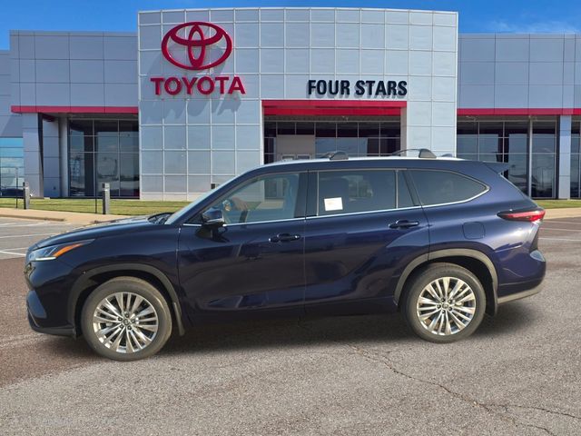 Gray 2026 Toyota Highlander SUV / Crossover All-Wheel Drive 8-Speed Automatic