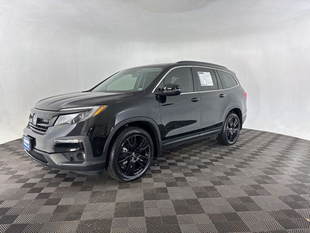 View vehicle photo 5