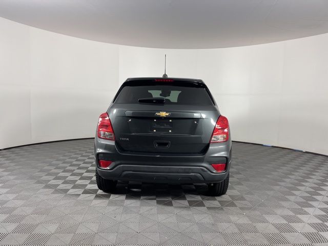 2020 Chevrolet Trax LS 8