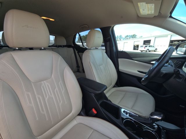 2024 Buick Encore GX Avenir:C02570