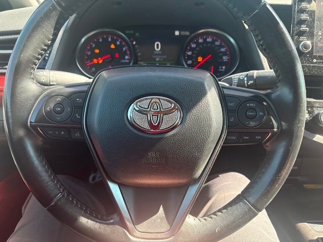 2022 Toyota Camry XSE - Photo 11