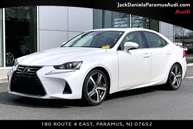 2018 Lexus IS 300 AWD