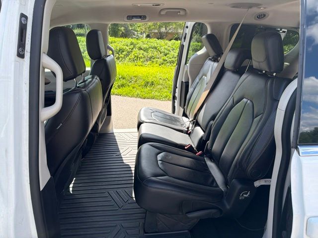 2019 Chrysler Pacifica Touring L White at Bob Ruth Ford