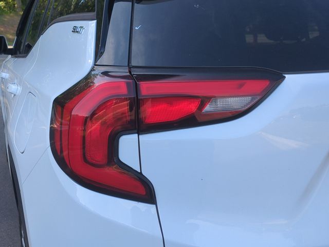 Used 2019 White GMC SLT image 21