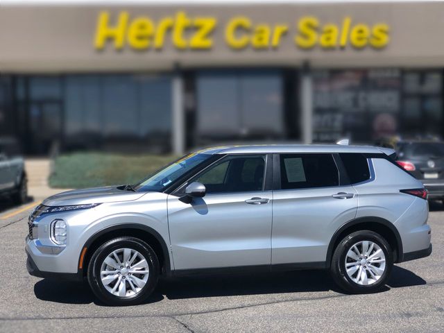 Alloy Silver Metallic 2025 Mitsubishi Outlander ES FWD SUV / Crossover Front-Wheel Drive Continuously Variable Transmission