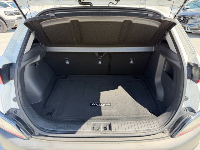 2023 Hyundai Kona SEL - Photo 14