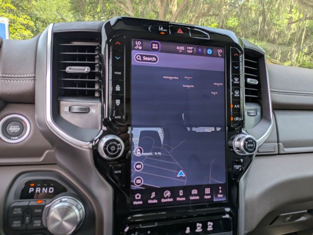 2026 Ram 1500 Laramie Crew Cab 4x4 5'7" Box