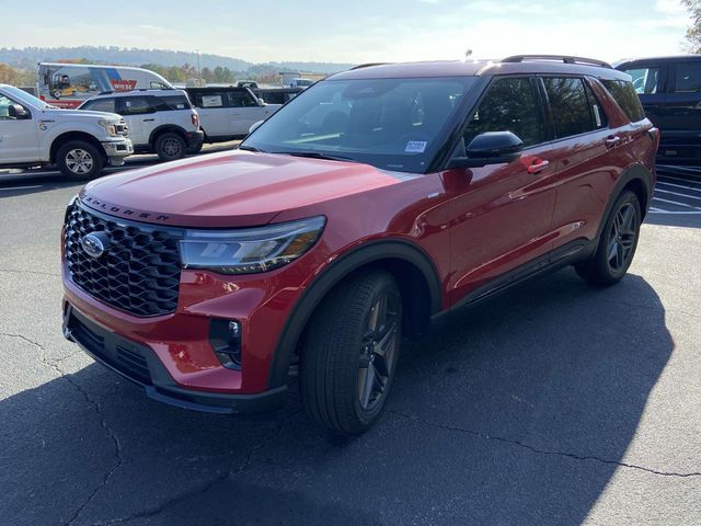 2025 Ford Explorer ST-Line 21