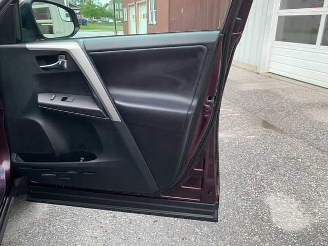 Used 2018 Toyota RAV4 SUV