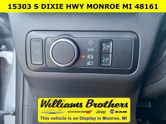 2024 Ford Escape ST-Line - Silver Metallic exterior view 14