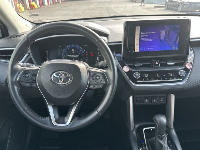 2023 Toyota Corolla Cross XLE 7