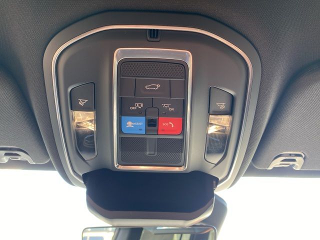 2026 Jeep Grand Wagoneer Limited - Pw7 exterior view 18