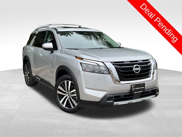 2025 Nissan Pathfinder Platinum 4WD