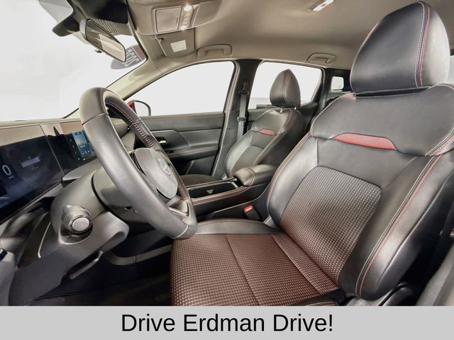 Used 2025 Nissan Kicks SUV