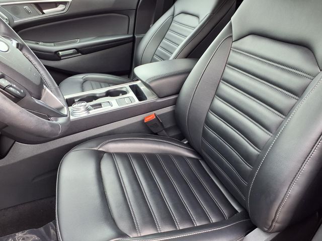 2023 Ford Edge - Image 3
