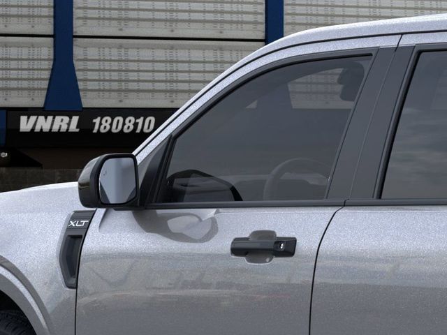 2025 Ford Maverick XLT photo