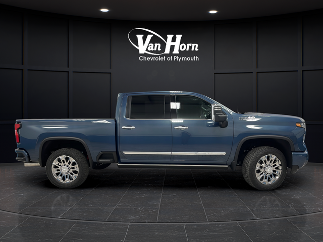 New 2026 Lakeshore Blue Metallic Chevrolet High Country image 8