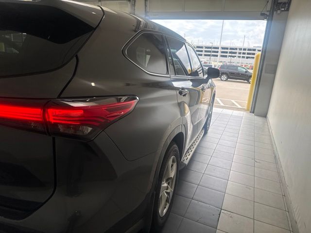 2021 Toyota Highlander L Gray at North Houston Mitsubishi