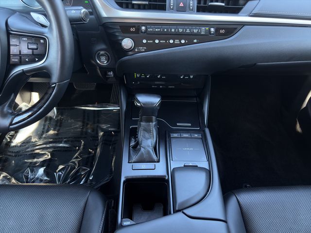 2021 LEXUS ES 250 AWD • PREMIUM PACKAGE • CLEAN CARFAX NAVIGATION • APPLE CARPLAY • HEATED & COOLED SEATS • BLIND SPOT MONITOR • PREMIUM PACKAGE Thumbnail