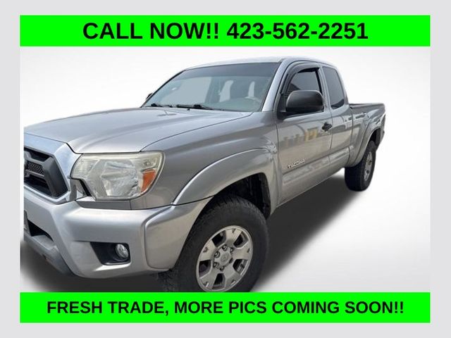 Silver Sky Metallic 2015 Toyota Tacoma Access Cab V6 4WD Pickup Truck Four-Wheel Drive 5-Speed Automatic