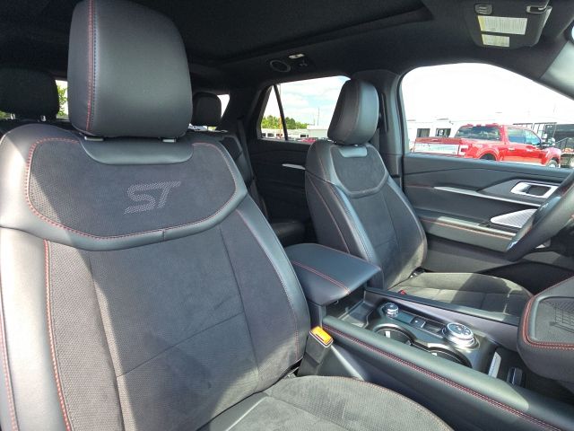 2025 Ford Explorer ST:168552A
