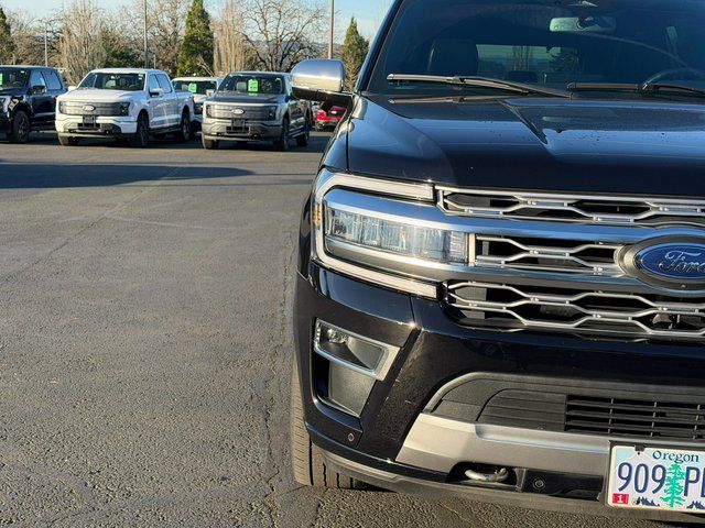 used 2023 Ford Expedition car, priced at $57,977
