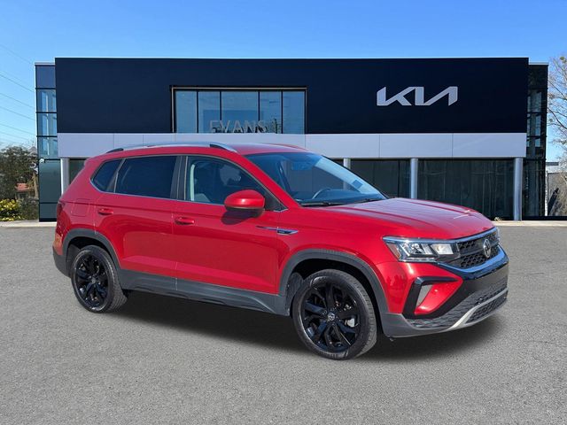 2022 Volkswagen Taos SE