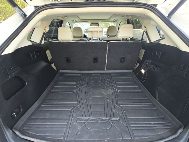 2019 Ford Edge Titanium:45449B