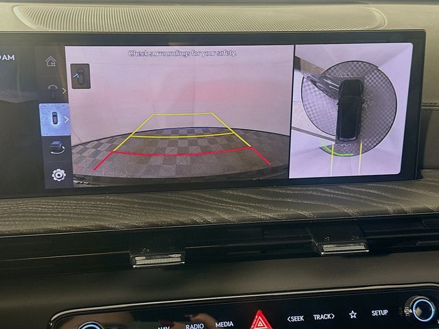 Thumbnail: 2026 Genesis GV80 - 13