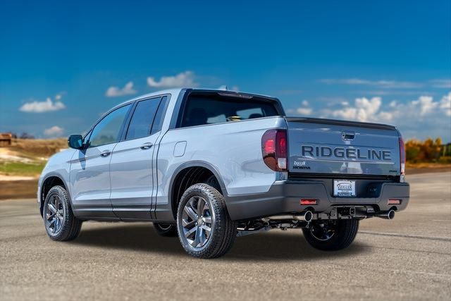 2025 Honda Ridgeline Sport 5