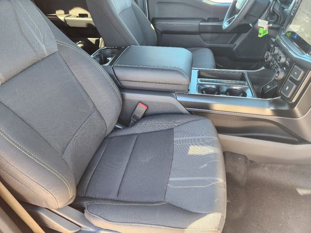 2025 Ford F-150 STX photo