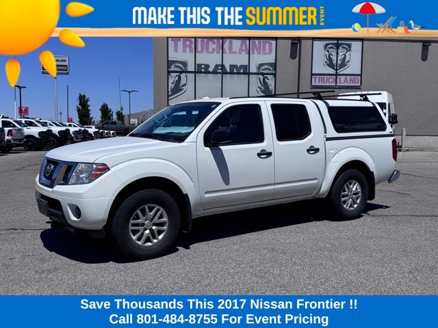 Glacier White 2017 Nissan Frontier SV V6 Crew Cab 4WD Pickup Truck Four-Wheel Drive 5-Speed Automatic Overdrive