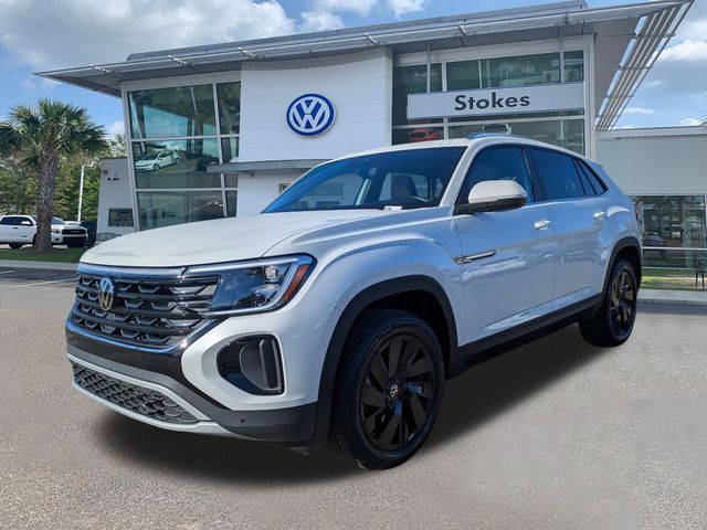 2026 Volkswagen Atlas Cross Sport 2.0T SE w/Technology White/off-white at Stokes Volkswagen