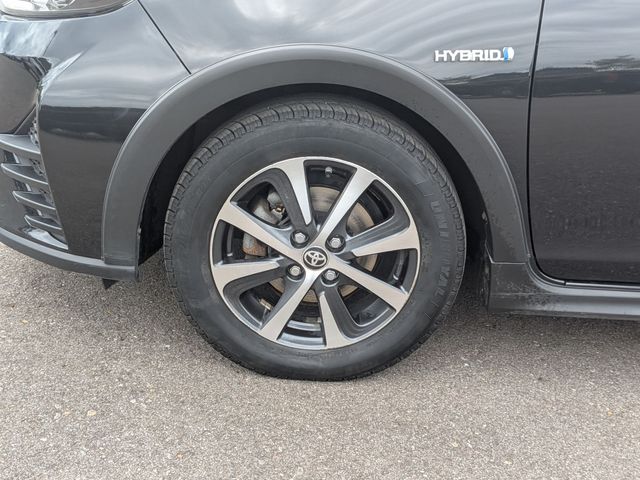 2018 Toyota Prius c - Image 30