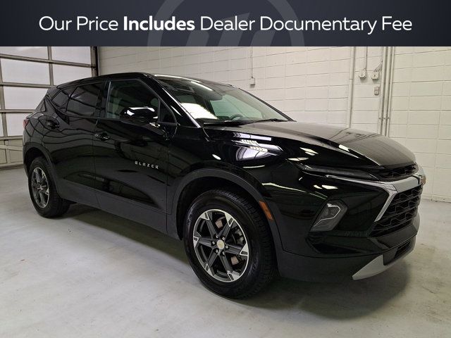 Black 2025 Chevrolet Blazer SUV / Crossover All-Wheel Drive 9-Speed Automatic Overdrive