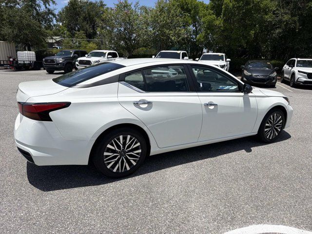 Used 2025 Nissan Altima Sedan