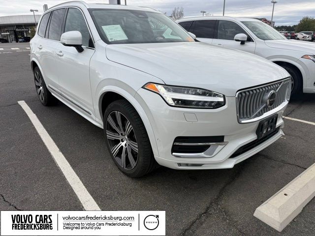 2023 Volvo XC90 B6 Ultimate Bright Theme 7-Passenger AWD