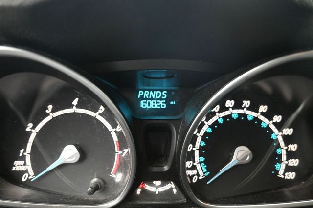 2015 Ford Fiesta SE - 10