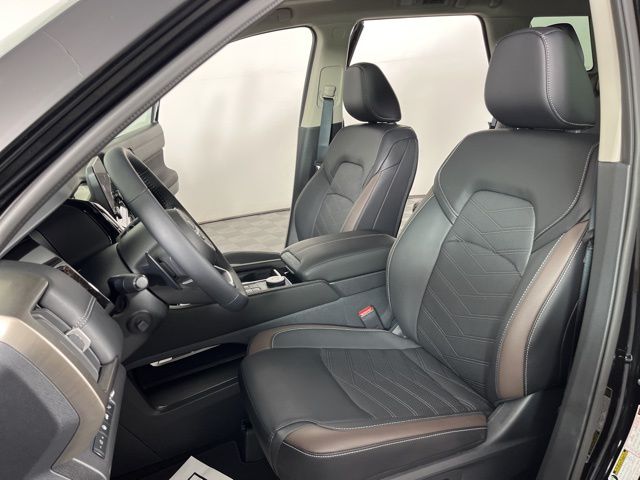 2025 Super Black Nissan Pathfinder Platinum 4X4 SUV