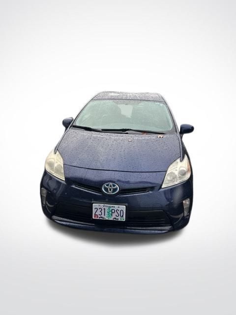 2012 Toyota Prius Two 10