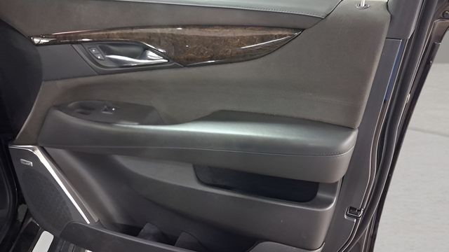 Used 2016 Cadillac Escalade SUV