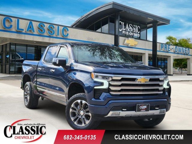 2022 Chevrolet Silverado 1500 High Country Crew Cab 4WD