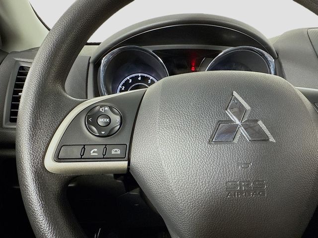 MitsubishiOutlander Sport27