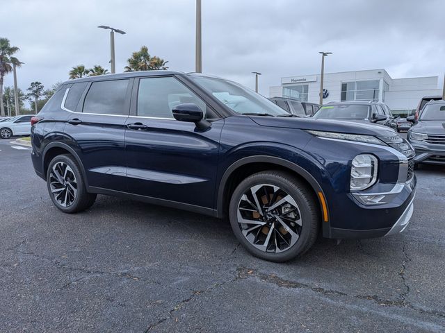 2024 Mitsubishi Outlander SE FWD