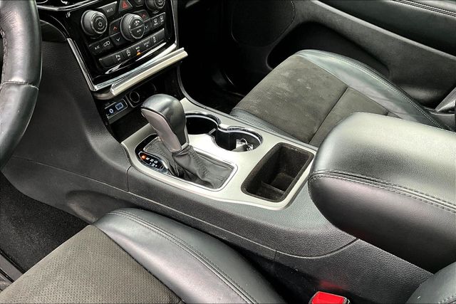 Used 2020 White Jeep Altitude image 18