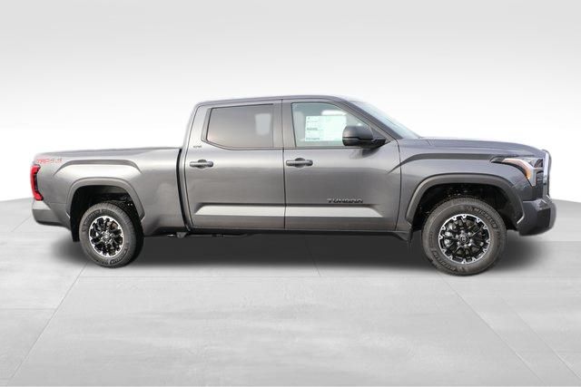 2025 Toyota Tundra SR5 17