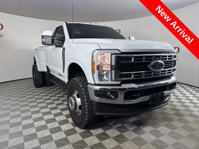 2024 Oxford White Ford Super Duty F-350 DRW XLT 4X4 Truck