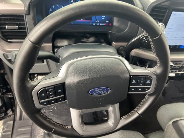 Used 2025 Black Ford XLT image 20