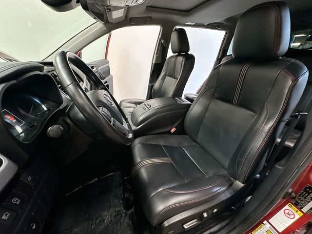2019 Toyota Highlander SE Red at Spitzer Acura